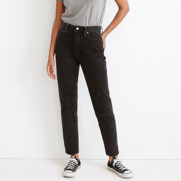 Madewell Classic Straight Jeans in Lunar Wash - Picture 1 of 11
